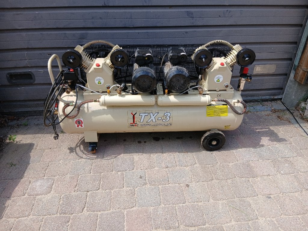 Compressor, Bricolage & Construction, Compresseurs, Comme neuf, 6 à 10 bars, 100 litres ou plus, Moins de 200 litres/min, Mobile