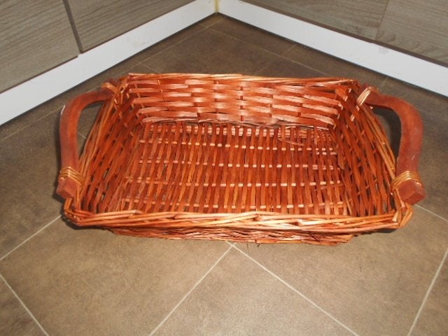 Roestkleur rieten mand - Nieuw, Mand, Nieuw, Ophalen of Verzenden, Riet