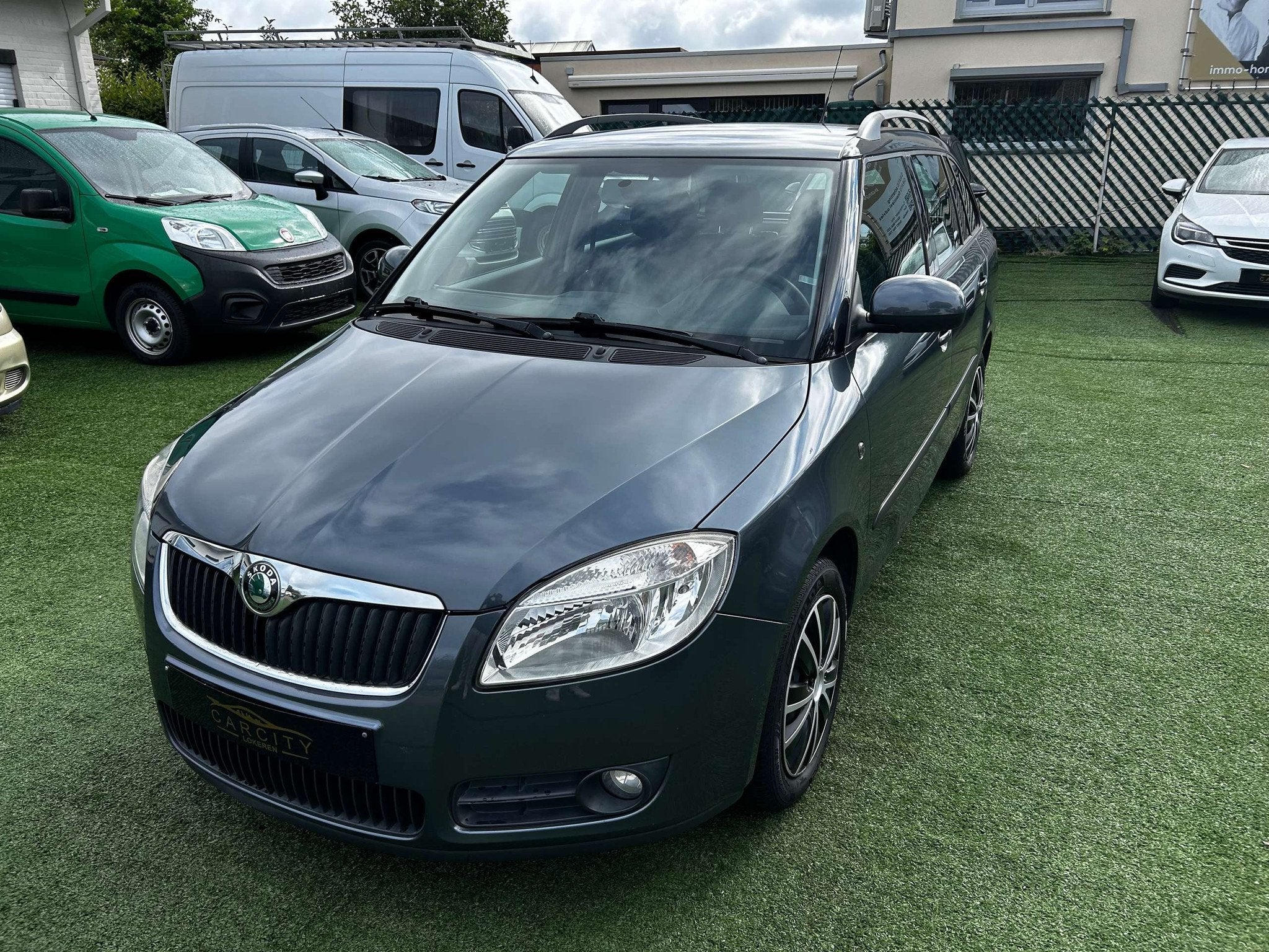 Skoda Fabia SW 1.4i Ambiente  AIRCO  PARKEERSENSOR 12, Argent ou Gris, Achat, 63 kW, Entreprise