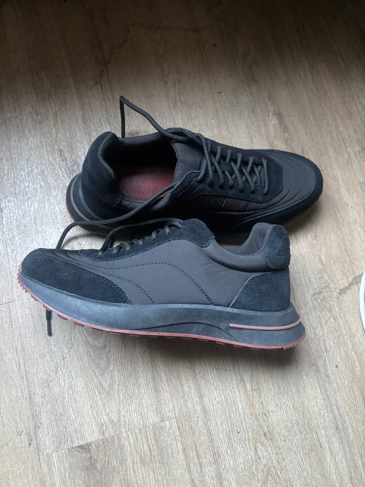Loro Piana week end walk, Ophalen of Verzenden, Zo goed als nieuw