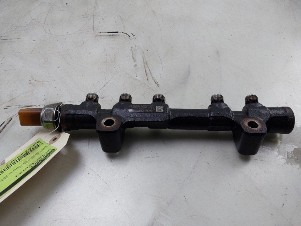 INJECTIEGALERIJ Toyota ProAce (|9804776780|3642506|), Robert Bosch AG, Gebruikt, Toyota, Robert-Bosch-Allee 1
74232  Abstatt, DE