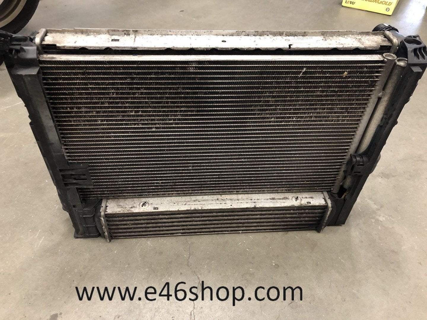 RADIATEUR INTERCOOLER CONDENSOR BMW E90 E91 320D 2012, -, Utilisé, -, Enlèvement ou Envoi
