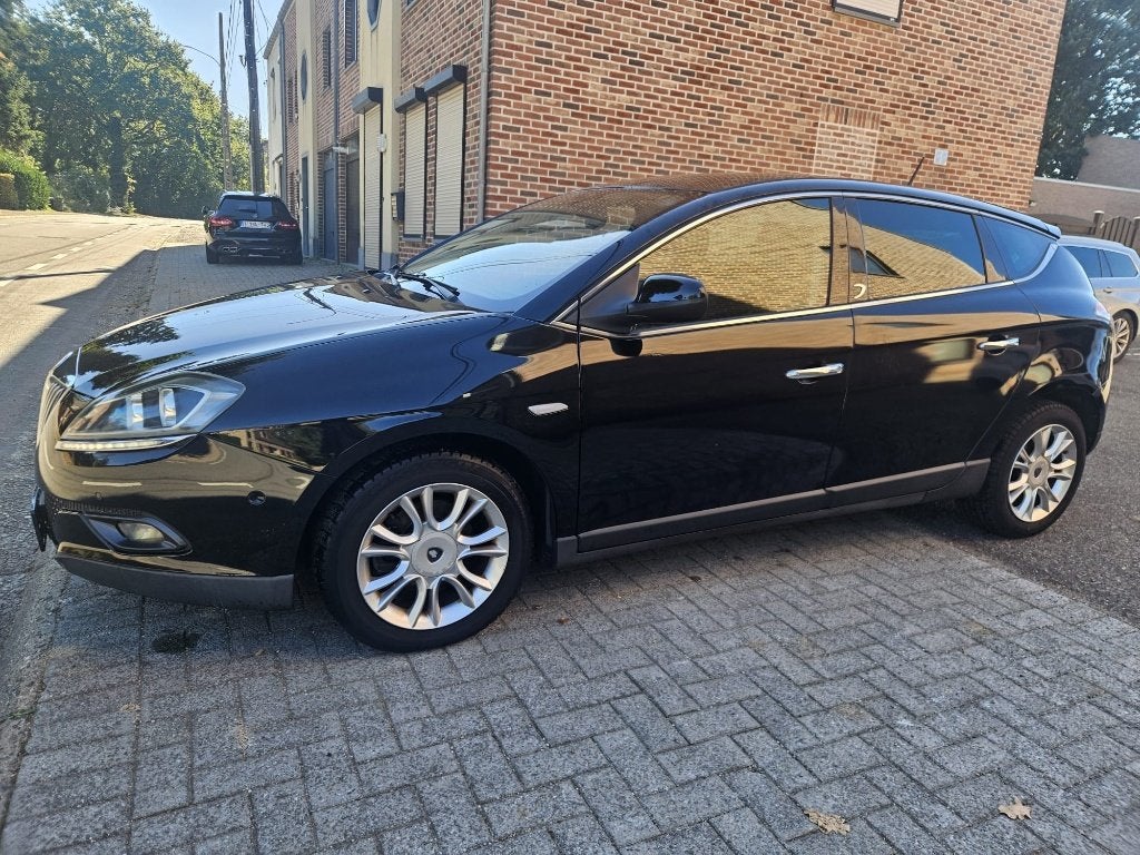 Lancia Delta 1.6D 115 ch - 2010 - 180.000 km - Manuelle, Auto's, Voorwielaandrijving, Euro 5, https://public.car-pass.be/vhr/72ed13be-3cbe-45db-b53d-1bb795650167