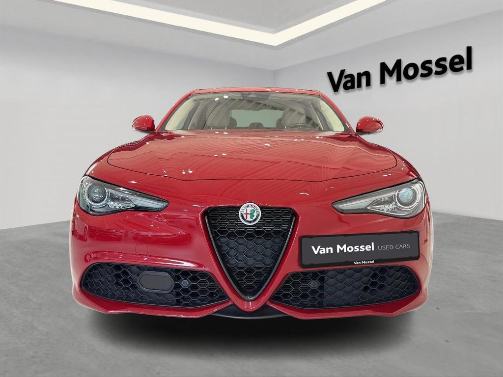 Alfa Romeo Giulia 2.0 TB 280 Q4 Veloce AUTO, Auto's, Automaat, Stof, Gebruikt, 4 cilinders