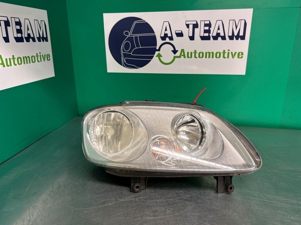 PHARE / OPTIQUE AVANT DROIT Caddy III (2KA,2KH,2CA,2CH), Autos : Pièces & Accessoires, Volkswagen, Volkswagen AG, Utilisé, Kundenbetreuung@volkswagen.de