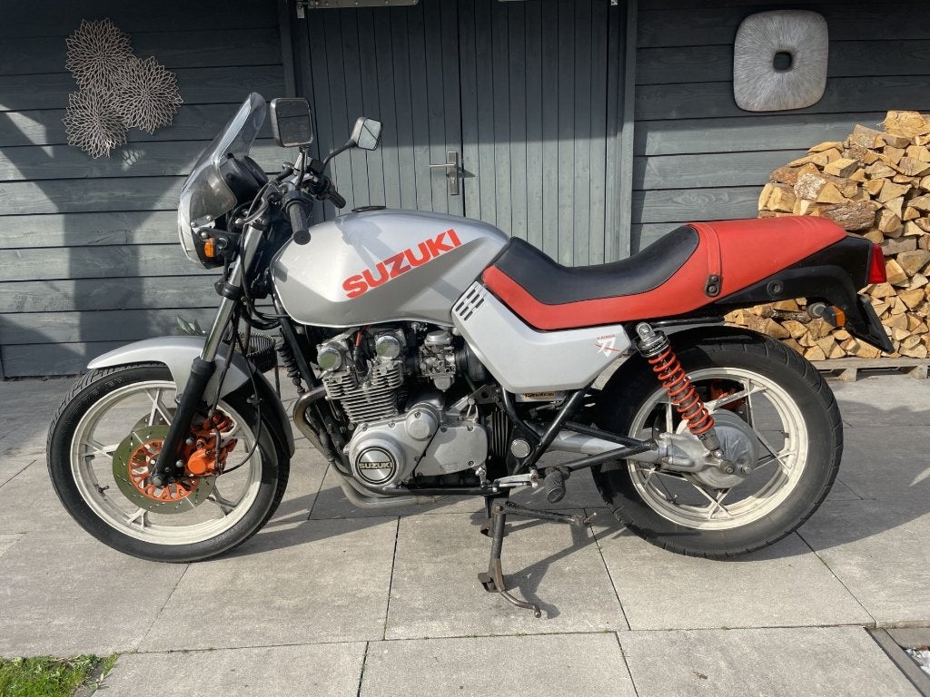 vintage oldtimer SUZUKI GS650 Katana; slechts 1750,- euro, Motoren, 4 cilinders, Gebruikt, Meer dan 35 kW, Toermotor