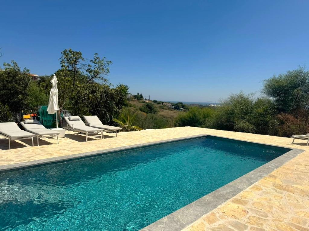 Villa met panoramisch zeezicht, Estepona, Costa del Sol, Immo, Vrijstaande woning, Via bemiddelaar, Provincie West-Vlaanderen