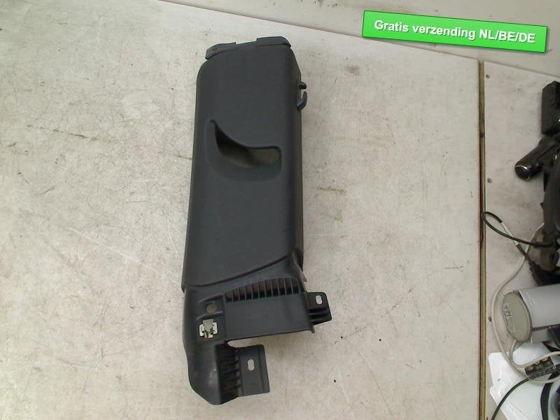 B GARNITURE DE PILIER DROIT Scirocco (137 / 13AD), Volkswagen, Volkswagen AG, Utilisé, Kundenbetreuung@volkswagen.de