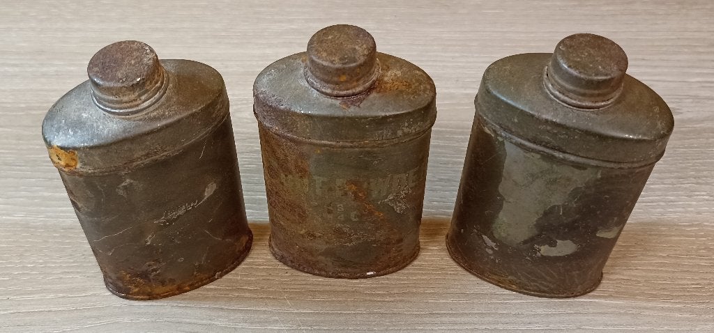 Boîtes "Foot Powder" Armée Britannique 1940-1943 ww2, Collections, Objets militaires | Seconde Guerre mondiale, Envoi, Armée de terre