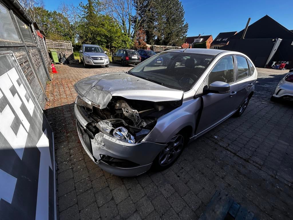 2008 Ford focus accident auto - Stukken of geheel ophalen!, Autos, Ford, Focus, Argent ou Gris, Achat, Boîte manuelle