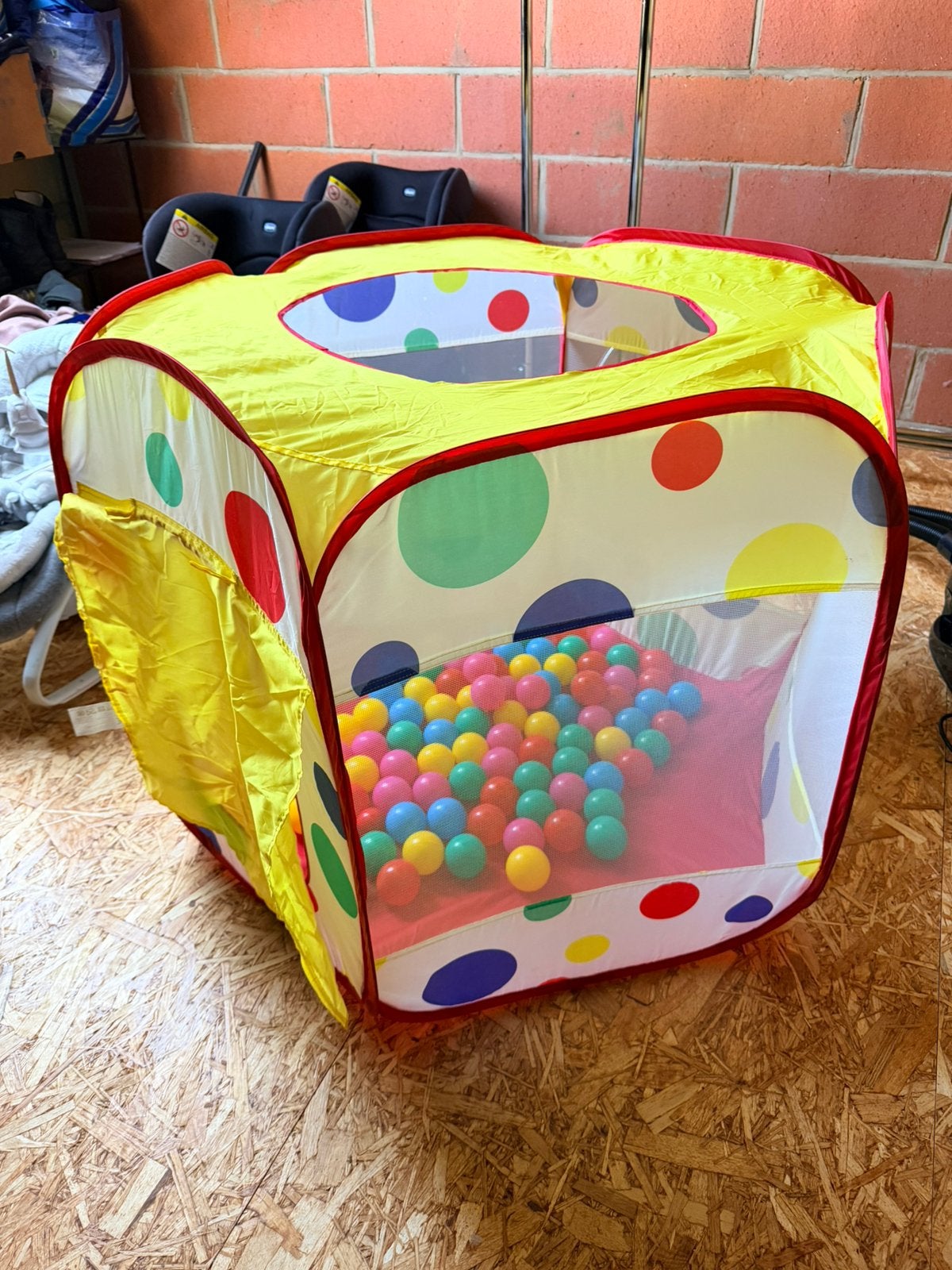 Speeltent/ballenbad in perfecte staat, Kinderen en Baby's, Speelgoed | Speeltenten, Ophalen, Zo goed als nieuw