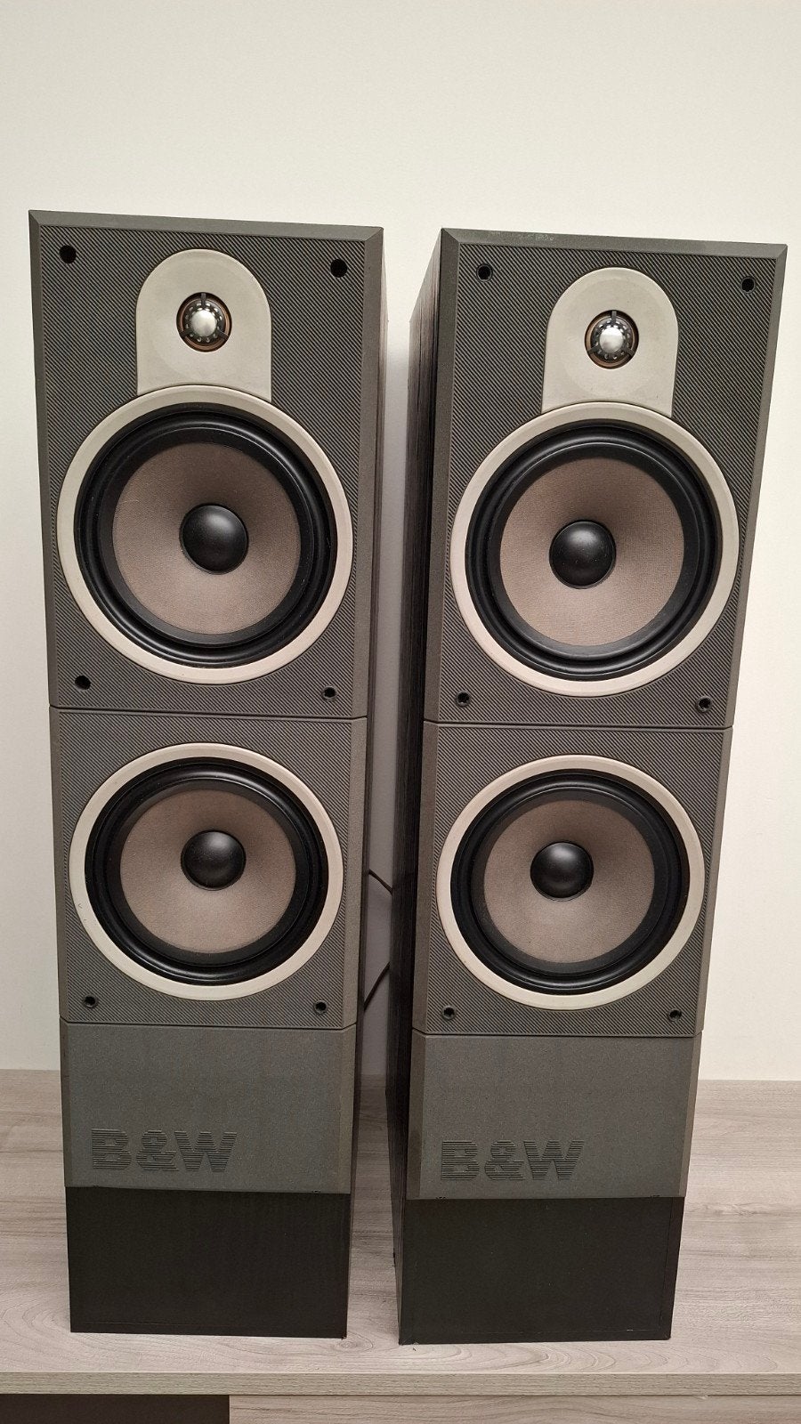 Enceintes Bowers & Wilkins (B&W) DM 580 en bonne état, TV, Hi-fi & Vidéo, Enlèvement