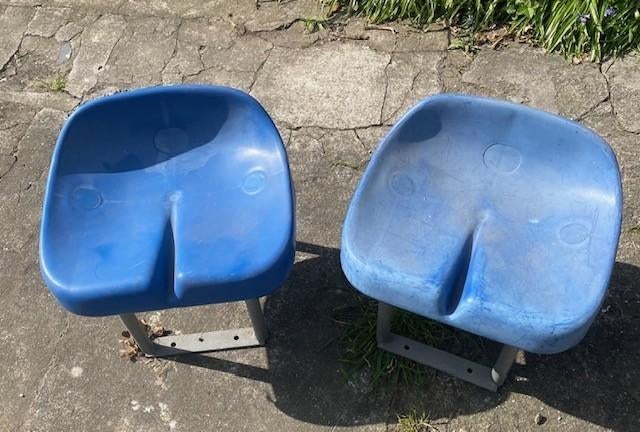 oude stoeltjes van Kaa Gent, Enlèvement, Utilisé