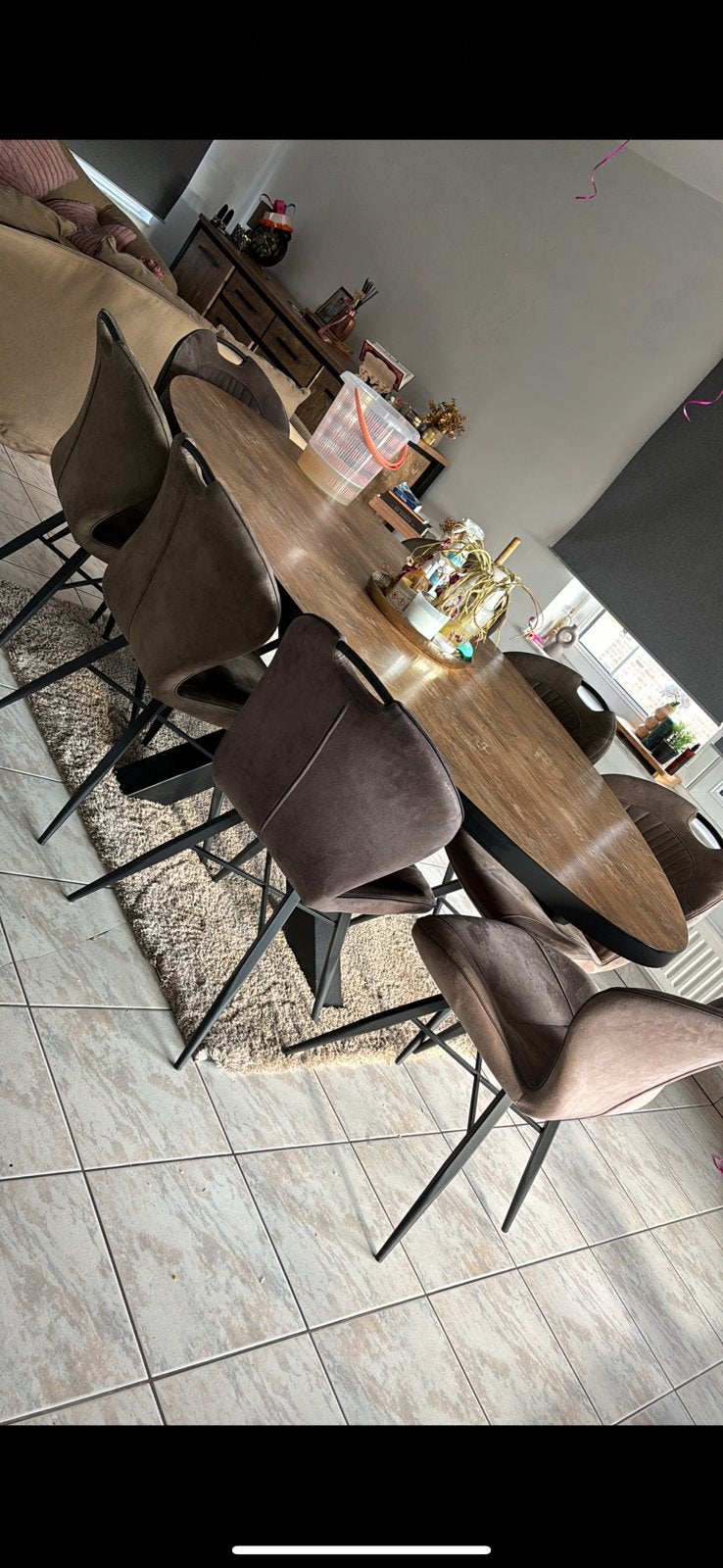 Tafel met 8 stoelen, Ophalen, Zo goed als nieuw