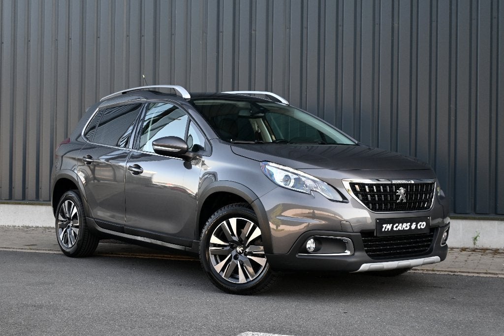 Peugeot 2008 1.2i Automaat, Pano, Camera, Leder, Carplay, 1199 cc, Leder en Stof, Bedrijf, 5 zetels