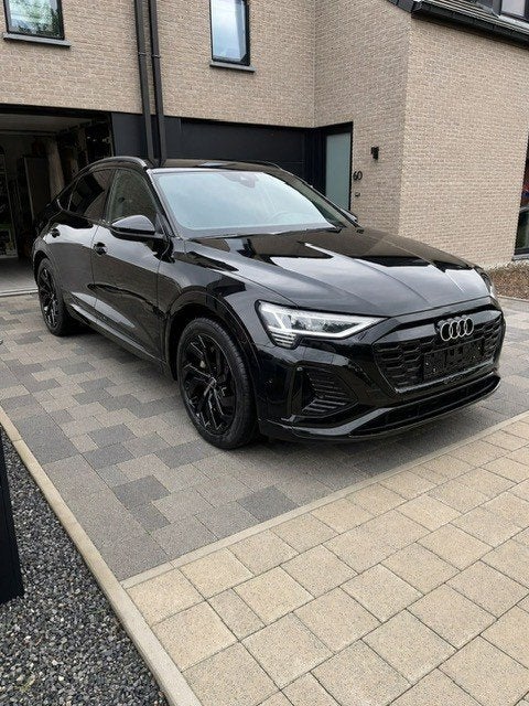 Audi Q8 Etron Sportback ( Nieuw model !! ) 2x S Line, Auto's, Automaat, Elektrisch, 5 deurs, SUV of Terreinwagen