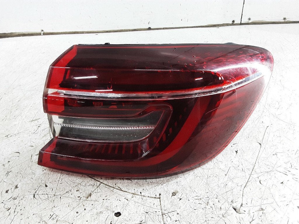ACHTERLICHT RECHTS Renault Clio V (RJAB) (265504885R), Gebruikt, Renault, Peter-Huppertz-Straße 5
51063  Köln, DE, Dialog.deutschland@renault.de