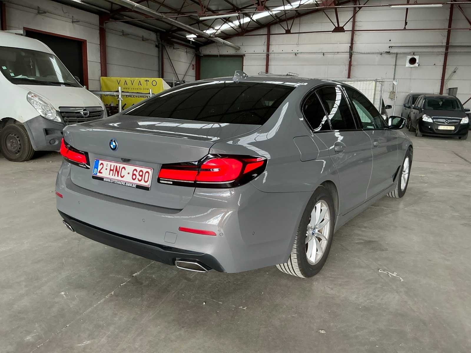 BMW 520e 2022, Autos, Entreprise, Autre carrosserie, Automatique, Occasion