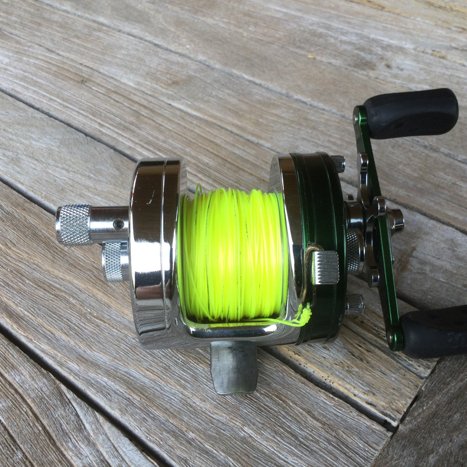 2casting reels, Watersport en Boten, Hengelsport | Zeevissen, Ophalen of Verzenden, Zo goed als nieuw