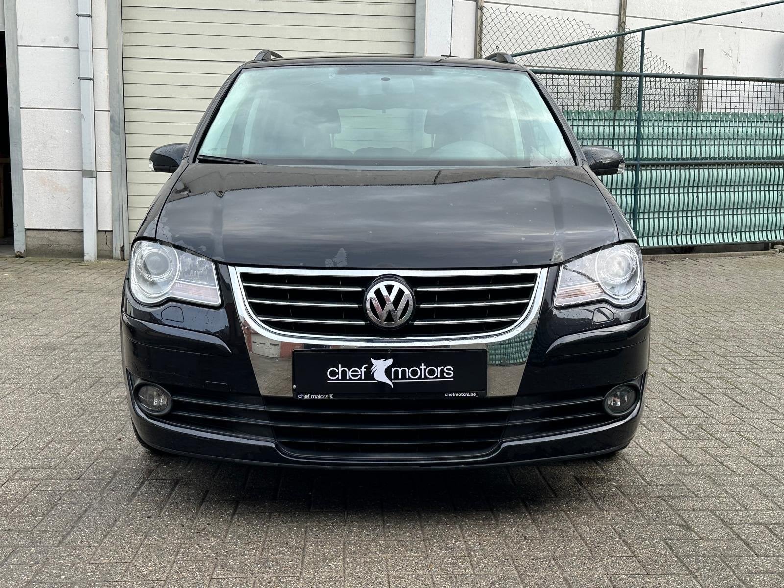 Volkswagen Touran Benzine|7Plaats|Gekeurd|Airco|Camera, Auto's, Voorwielaandrijving, Gebruikt, Bedrijf, Handgeschakeld