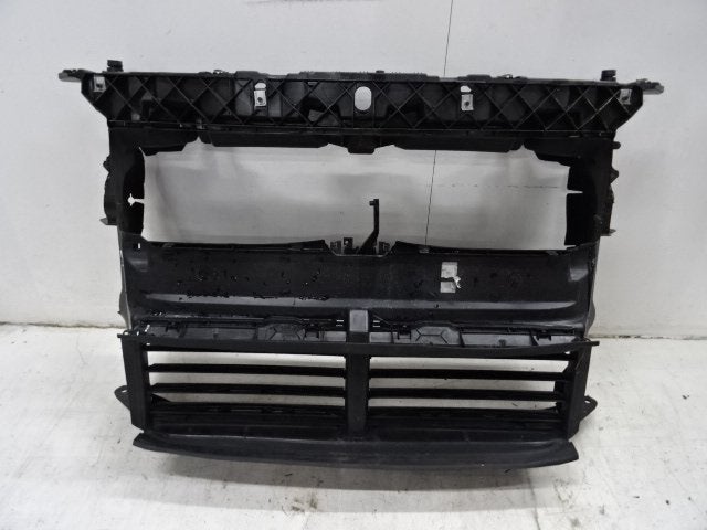 FACE AVANT BMW X2 (F39) (01-2017/10-2023), Mevr. I. Hauben, Utilisé, BMW, Rue de l'Espoir 34 34
4030  GRIVEGNÉE, BE
