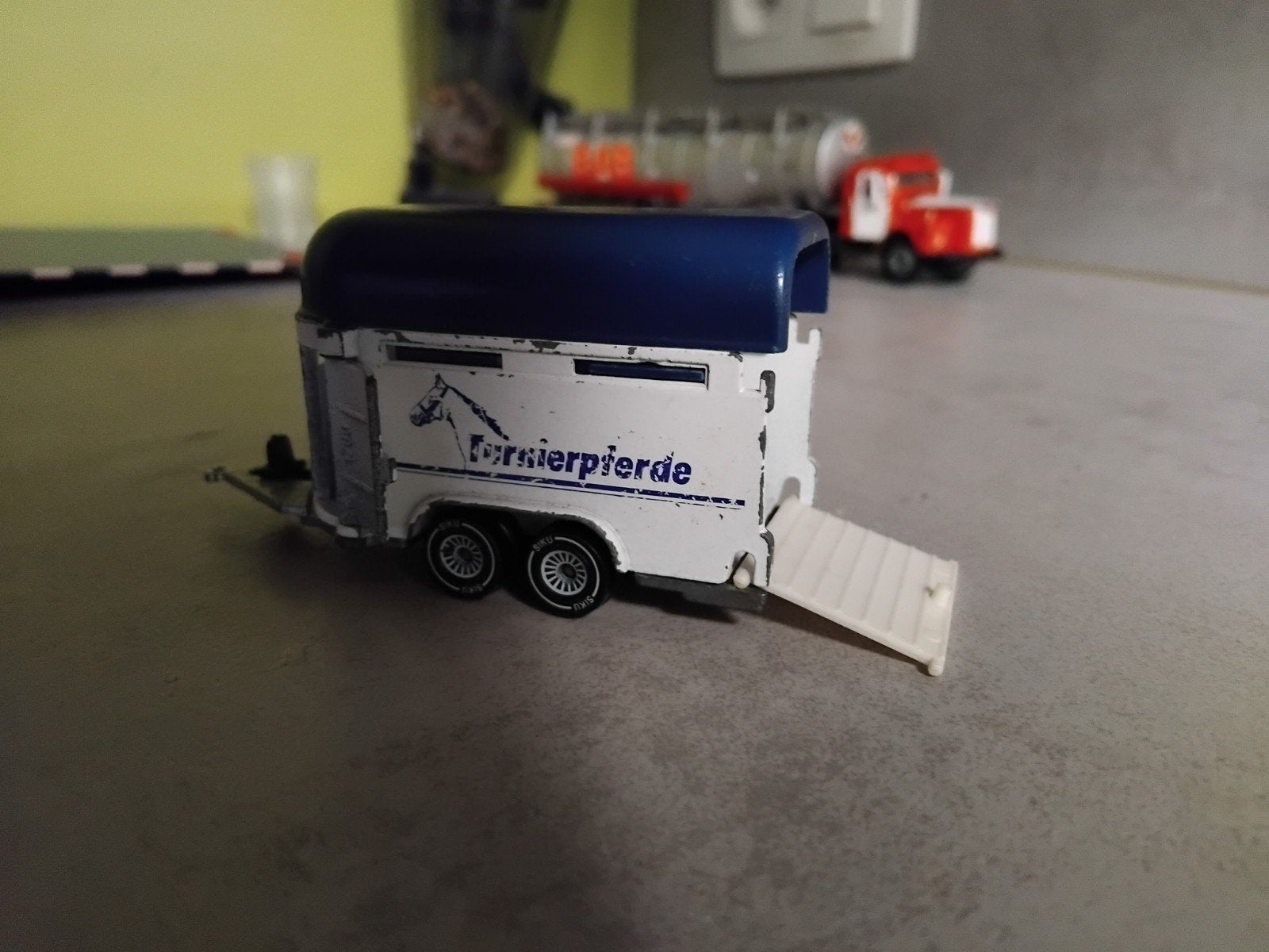 siku paardentrailer. 1917, Hobby en Vrije tijd, Modelauto's | 1:87, Ophalen of Verzenden, SIKU