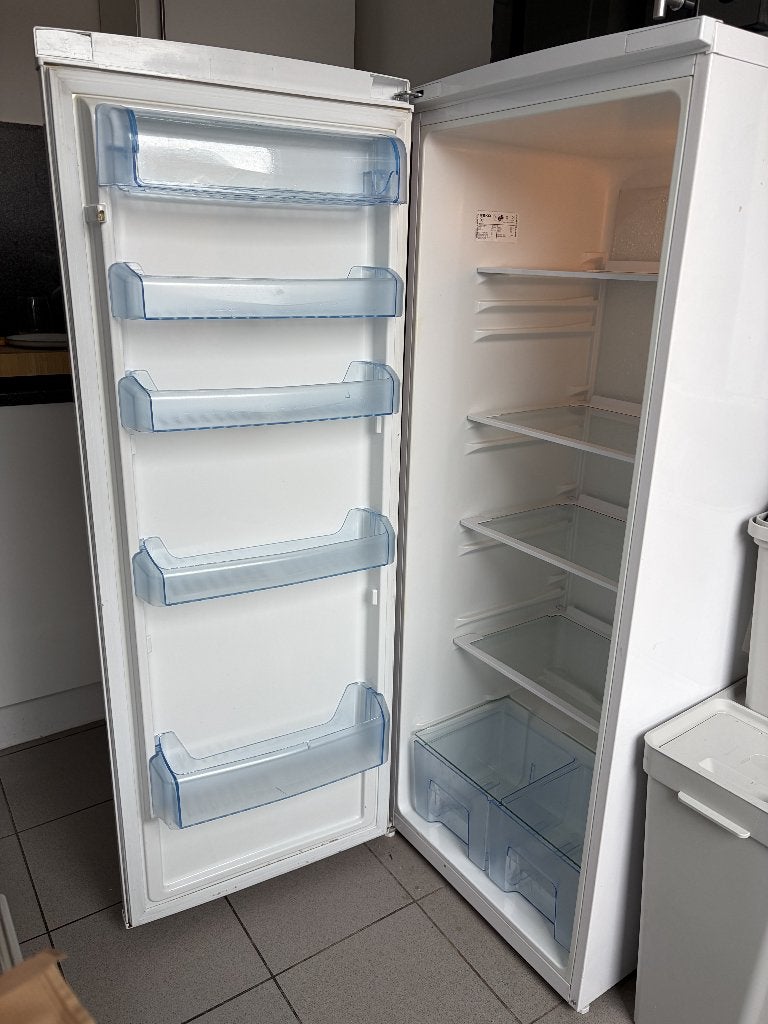 Koelkast van Beco, Ophalen, 140 tot 160 cm, 45 tot 60 cm, Zonder vriesvak
