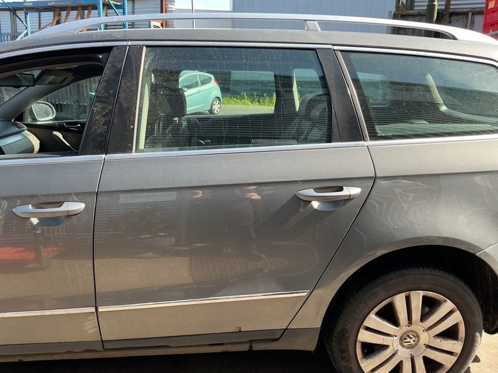 VITRE ARRIERE GAUCHE Passat Variant (3C5) (|3C9845025B|), Volkswagen, Volkswagen AG, Utilisé, Kundenbetreuung@volkswagen.de