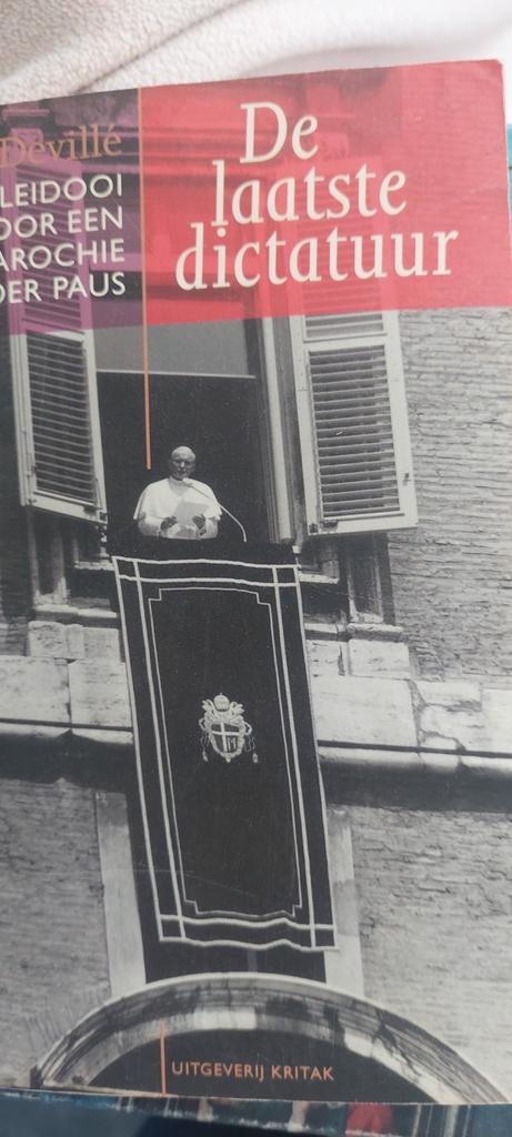 Deville - Laatste dictatuur, Boeken, Ophalen of Verzenden, Deville