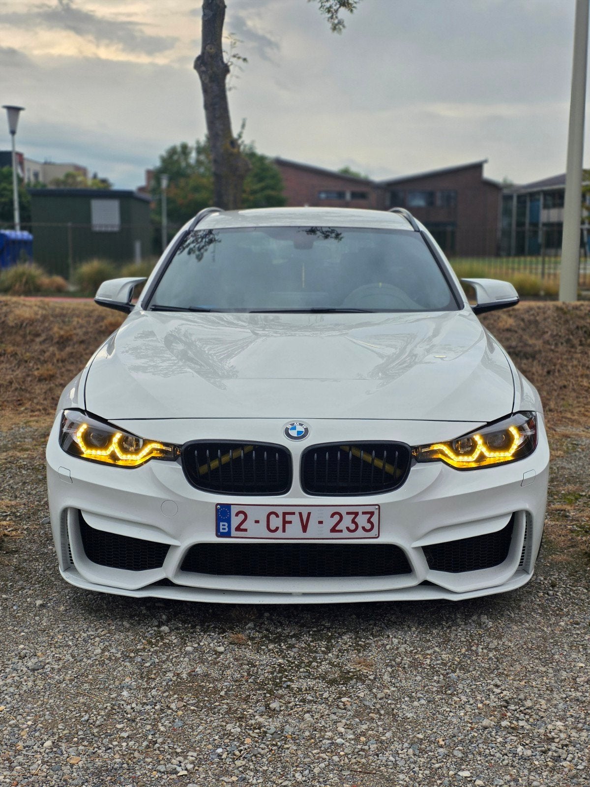 BMW F31 316D, Autos, Achat, Boîte manuelle, Noir, 5 portes