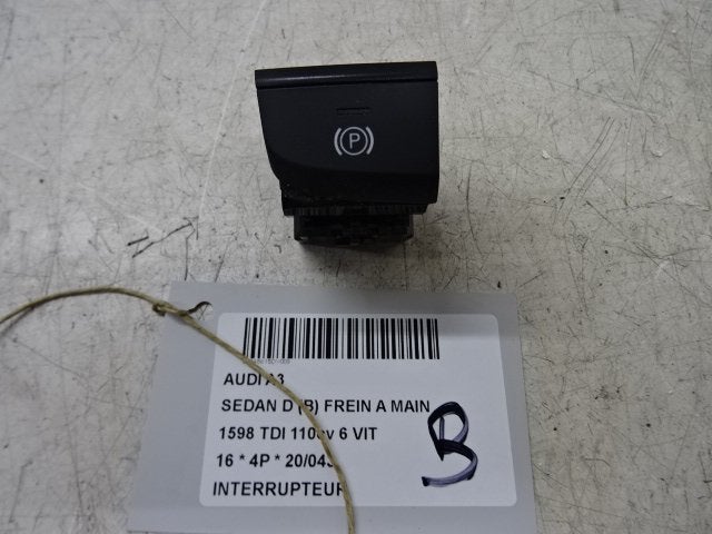 COMMUTATEUR Audi A3 Limousine (8VS / 8VM) (8V1827225), Auto-Union-Straße  1,
85057  Ingolstadt, DE, Info@audi.de, Audi, Utilisé