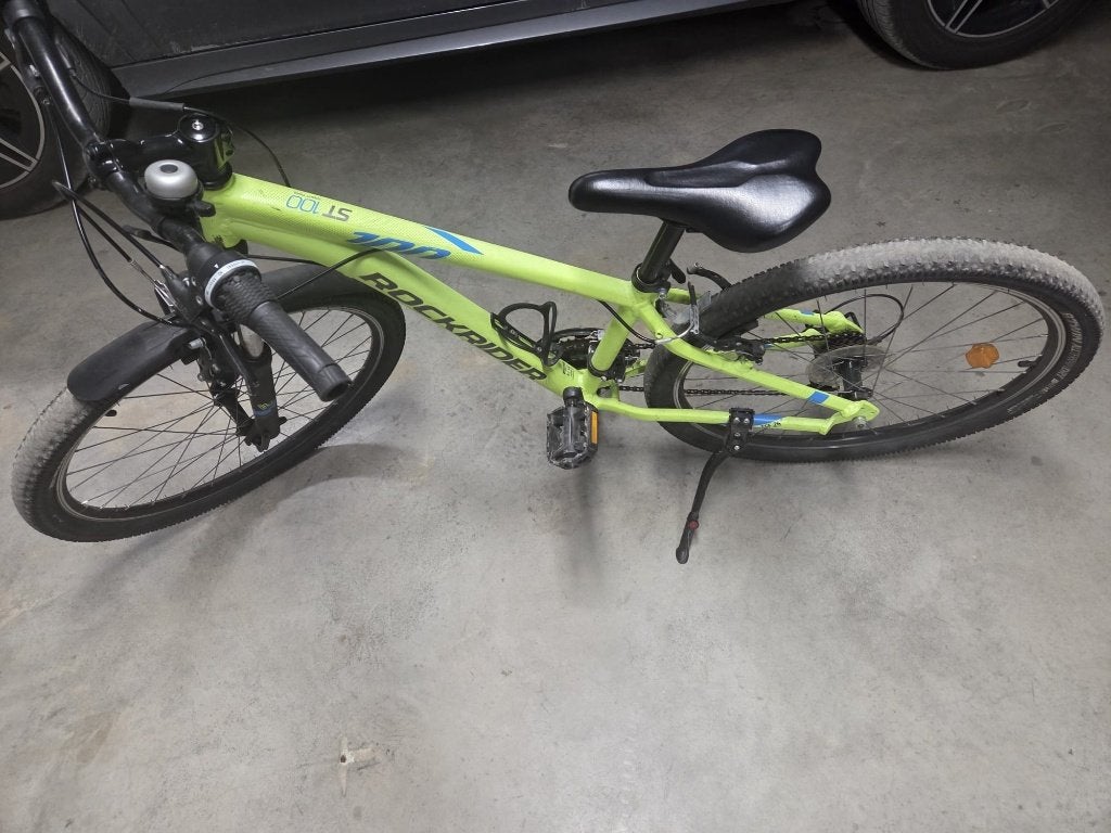 Fiets jongens, Enlèvement