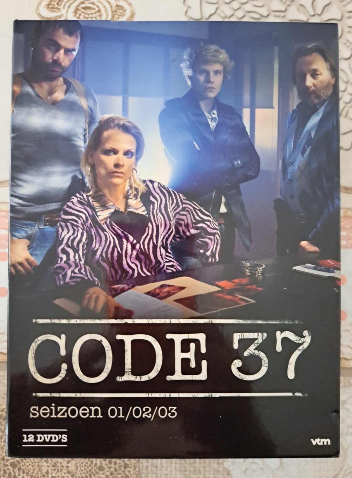 code 37 de complete serie met film, Ophalen of Verzenden, Complete serie