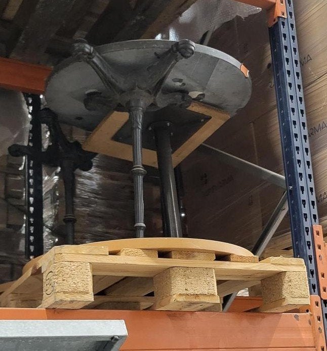 tables de patio, Enlèvement, Utilisé, Rond, Autres matériaux