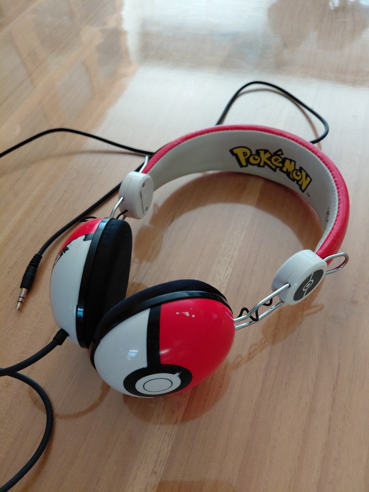 Pokémon Pokéball Koptelefoon (Kabel, 3.5mm Jack), Enlèvement ou Envoi