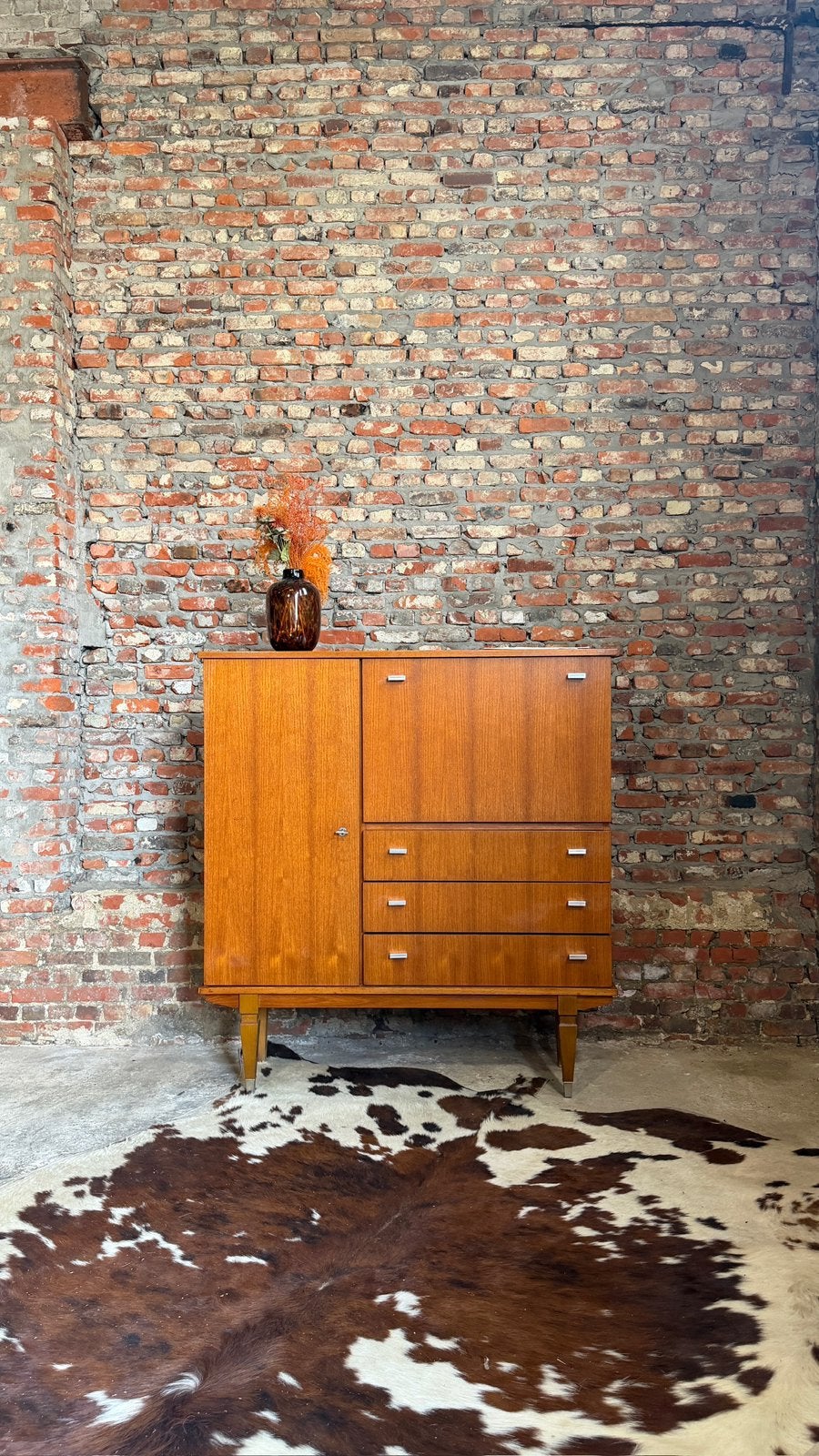Buffet vintage du milieu du siècle, Enlèvement, Comme neuf