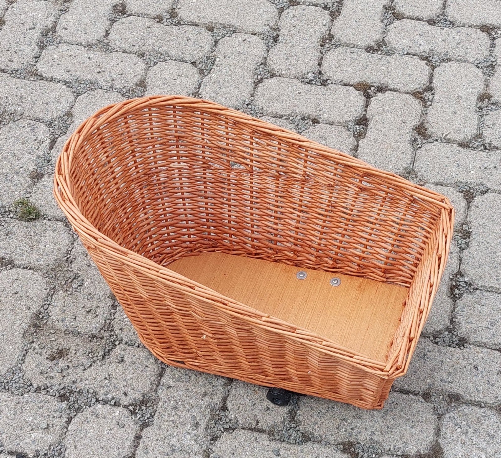 Mand voor fiets, Ophalen