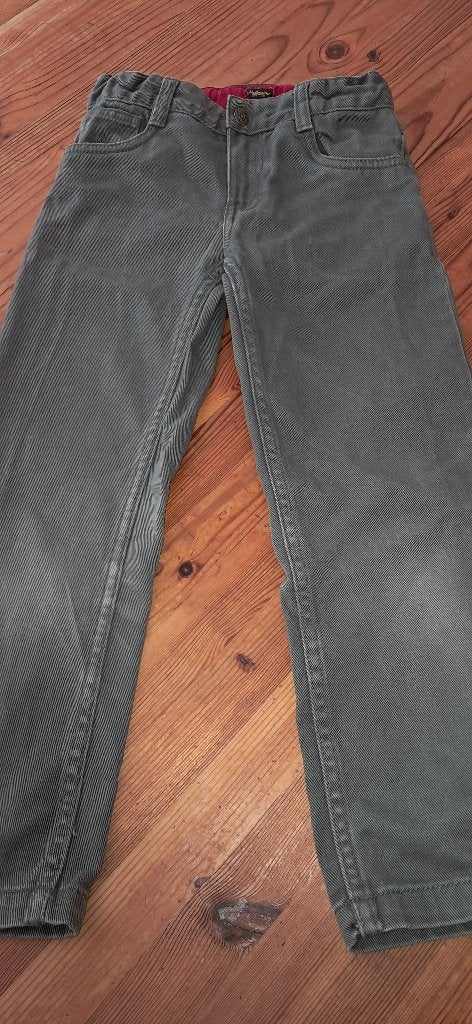 Kleding lange broek jongen 7 jaar 122, Kinderen en Baby's, Gebruikt, C&A, Jongen, Ophalen