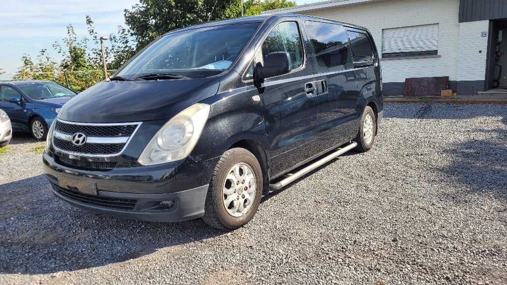 hyundai H1 2.5crdi 2008 6zitpl AIRCO TREKHAAK PDC, Stof, https://public.car-pass.be/vhr/2d2a0a06-e3e0-4ae8-9311-b69fe43f25ea, 4 cilinders