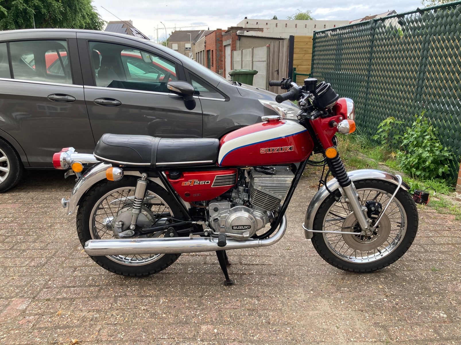 Suzuki GT250 1974 met keuring, Motos, 2 cylindres, Permis Moto A2 minimum, 250 cm³