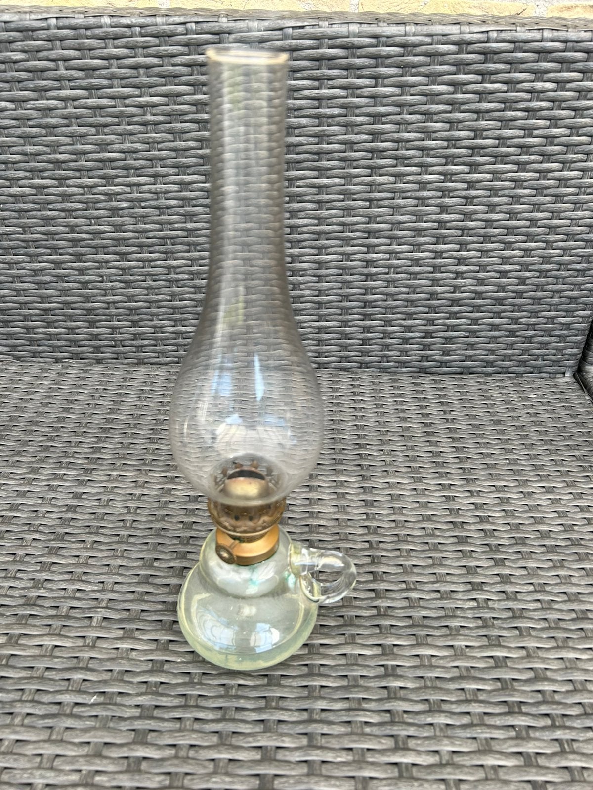 Oude vintage glazen olielamp, Antiek en Kunst, Ophalen