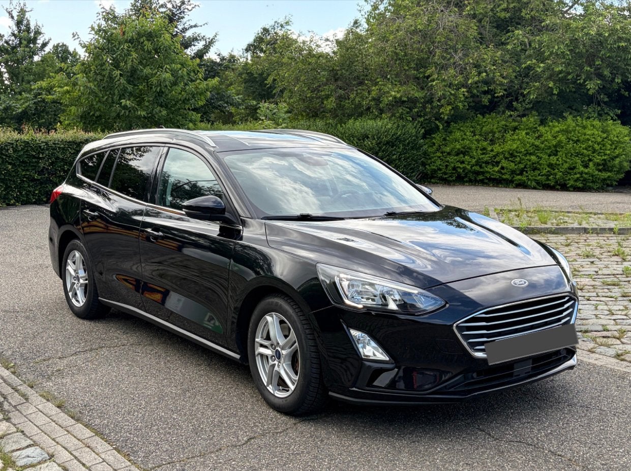 2020 | Ford Focus Titanium | Forme rose | Automatique, Autos, Ford, Particulier, Focus, ABS, Caméra de recul, Phares directionnels