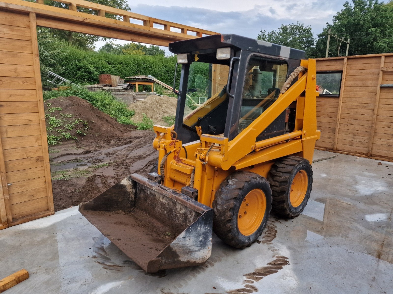 Case 1825b kubota 30pk 4cilinder diesel  schranklader bobcat, Ophalen, Wiellader of Shovel