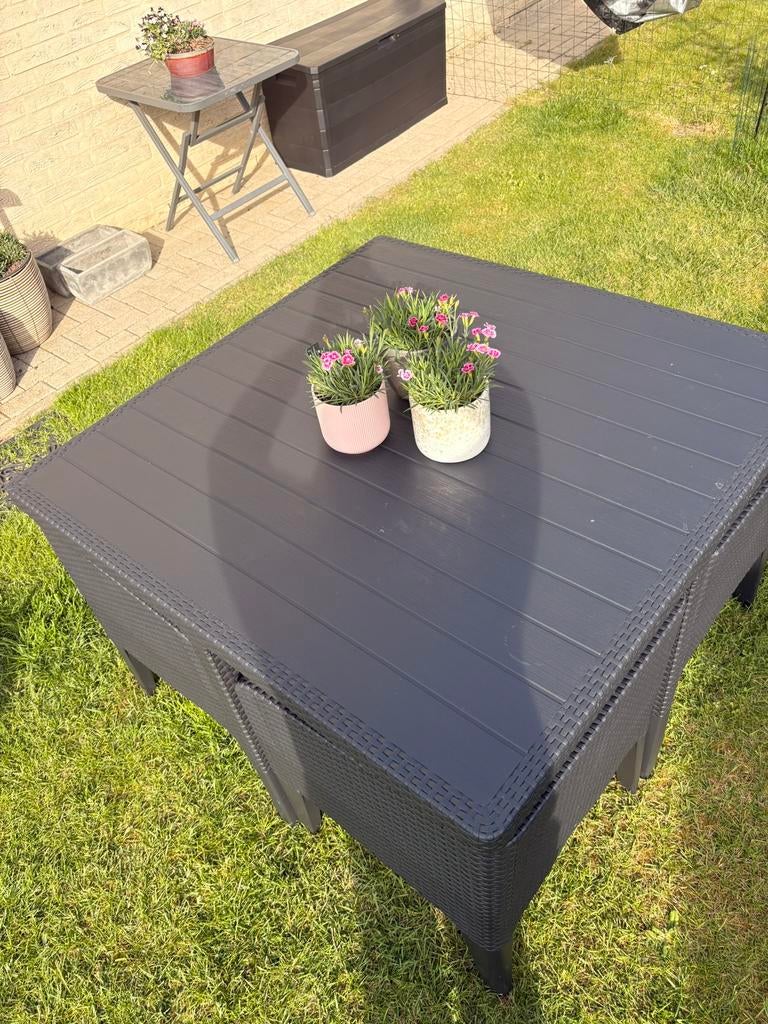 Vaste prijs 250€ Dit is een Keter Columbia tuinset, Tuin en Terras, Tuintafels, Ophalen, Zo goed als nieuw
