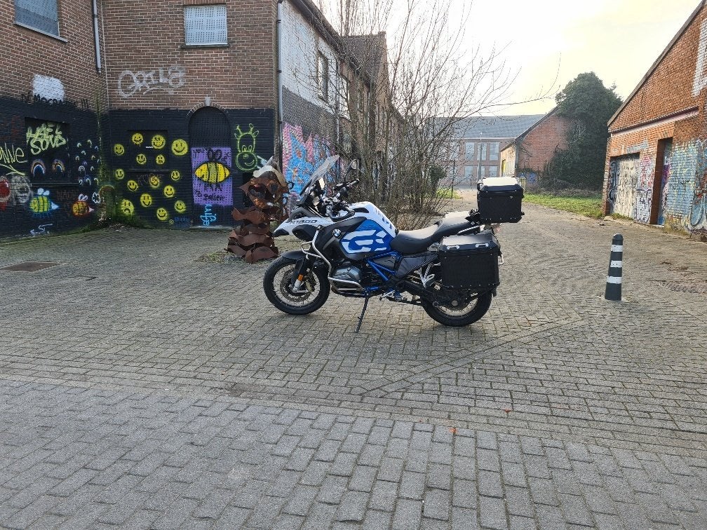 Motor BWM GSA 1200, Tourisme, Occasion, 2 cylindres, Particulier