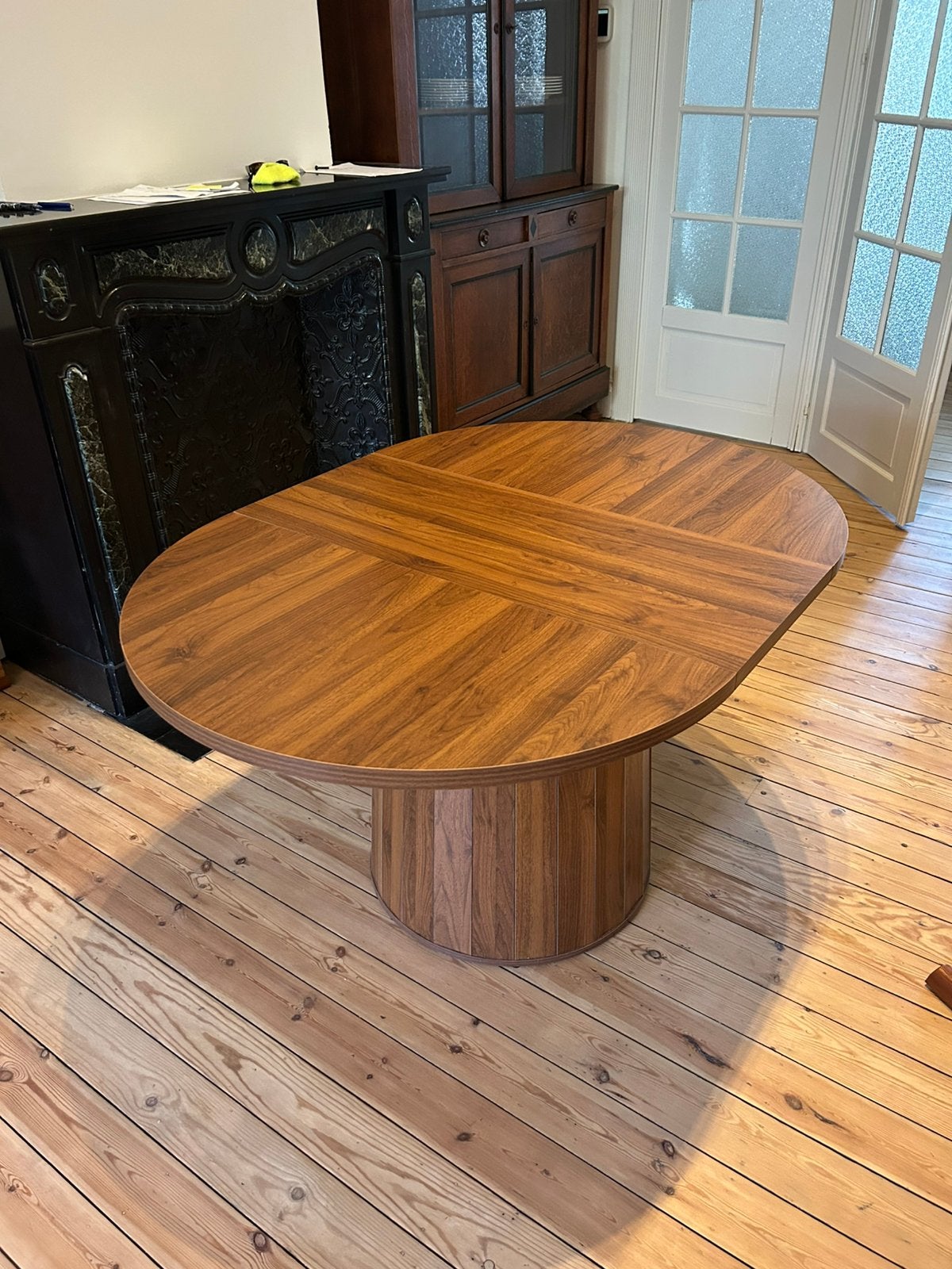 Table ronde marron foncé, Teck, 100 à 150 cm, Comme neuf, 100 à 150 cm