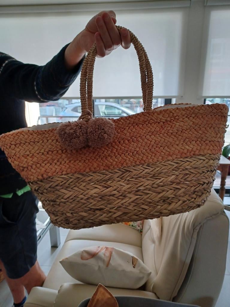 Rieten boodschappen mand ,beige ,wollen bolletjes ,voering w, Ophalen, Zo goed als nieuw, Beige, Shopper