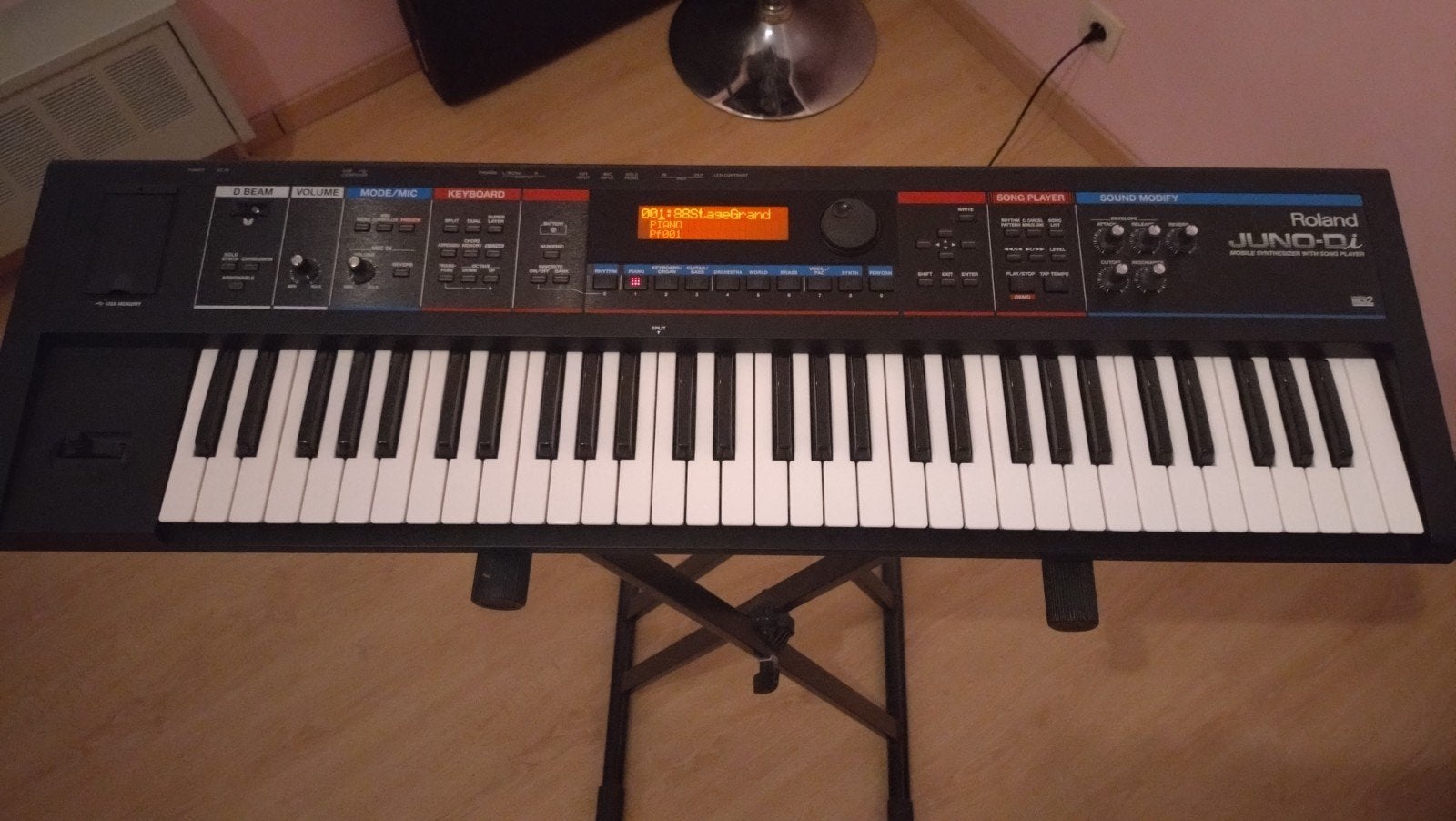 Roland Juno Di, Musique & Instruments, Claviers, Neuf, 61 touches, Roland, Avec pied, Connexion MIDI, Enlèvement