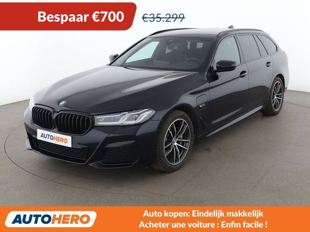 BMW 5 Serie 530 530e xDrive M Sport (bj 2022, automaat), Auto's, BMW, Automaat, Zwart, Leder, Hybride Elektrisch/Benzine