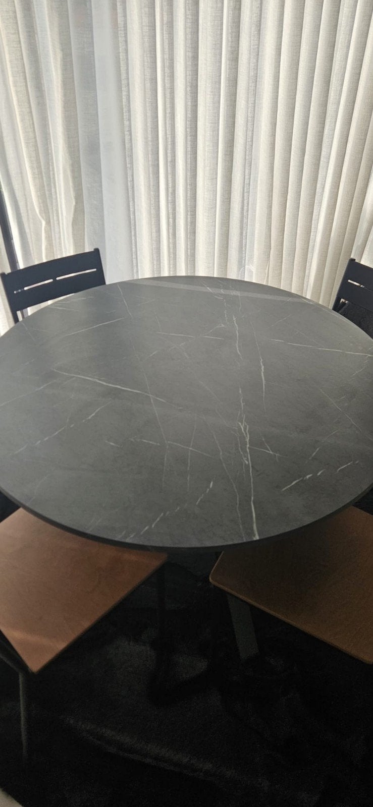 Ronde tafel + 4 stoelen nieuwstaat !!!, Ophalen